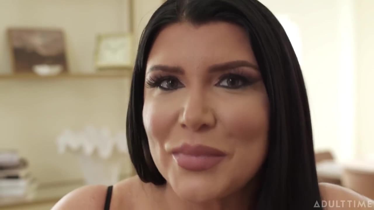 Up Close With_main_thumbnail