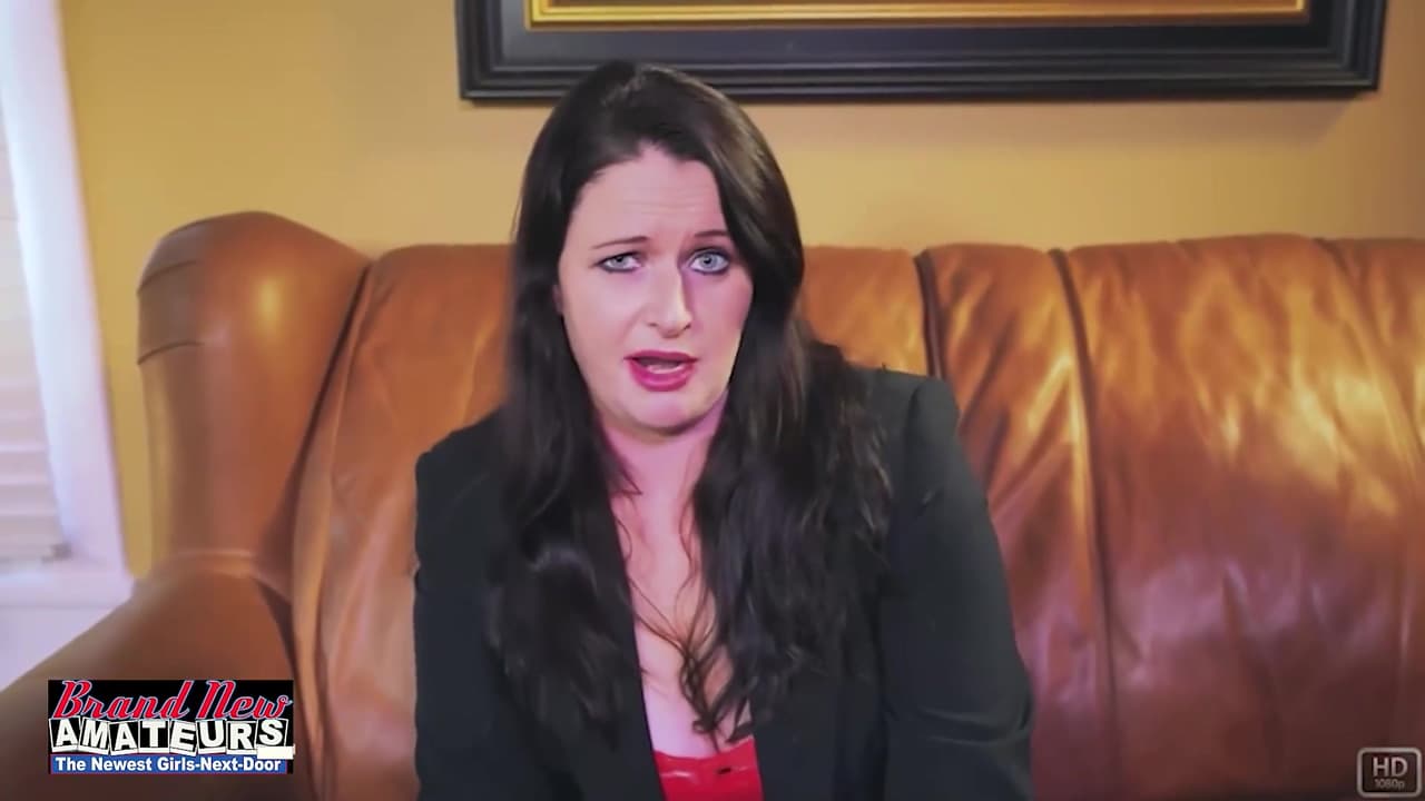 Horny Goth Brunette Milf Kylie Shae Fingers Her Meaty Pussy!_main_thumbnail