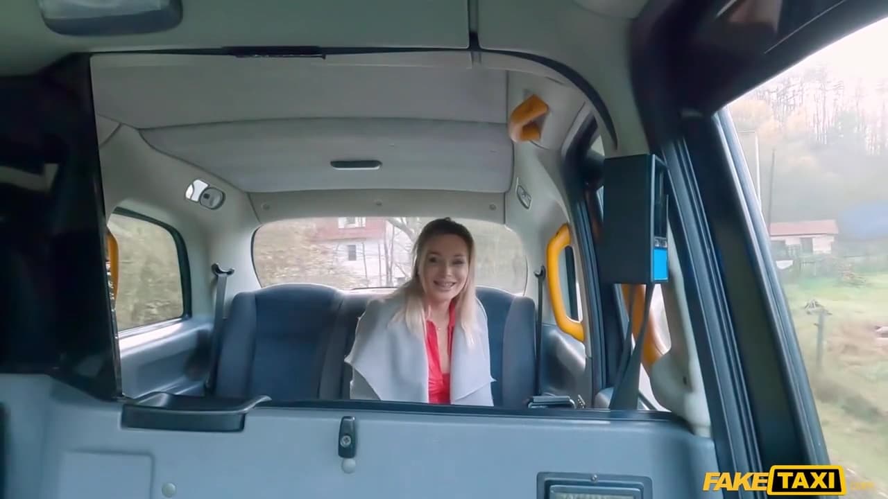 Horny Harlot Incredible Porn Movie_main_thumbnail