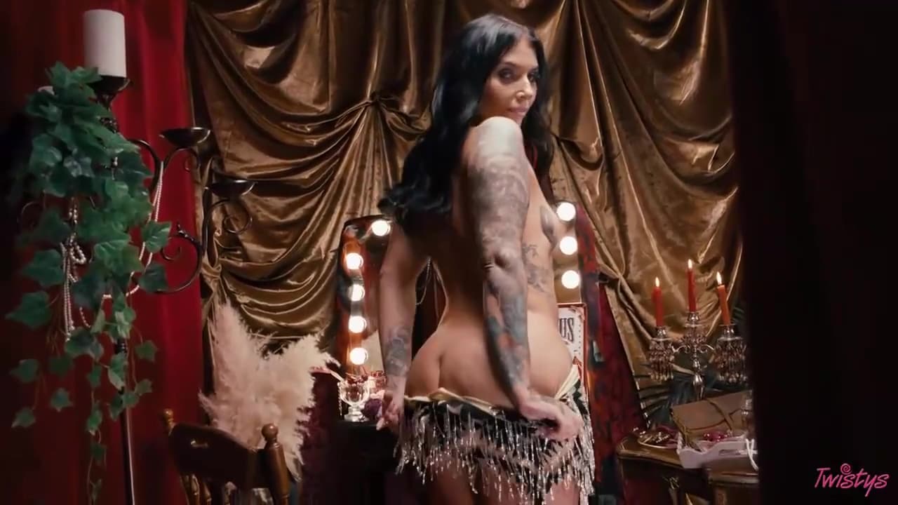 Y Ivy Lebelle - Brunette Sex_main_thumbnail