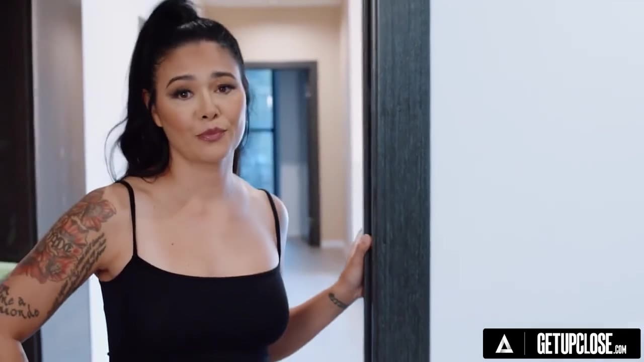 Gorgeous Horny Milf Dana Challenges Herself With Isiahs Huge Dick!_main_thumbnail