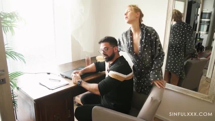 Lynna Nilsson 2_main_thumbnail