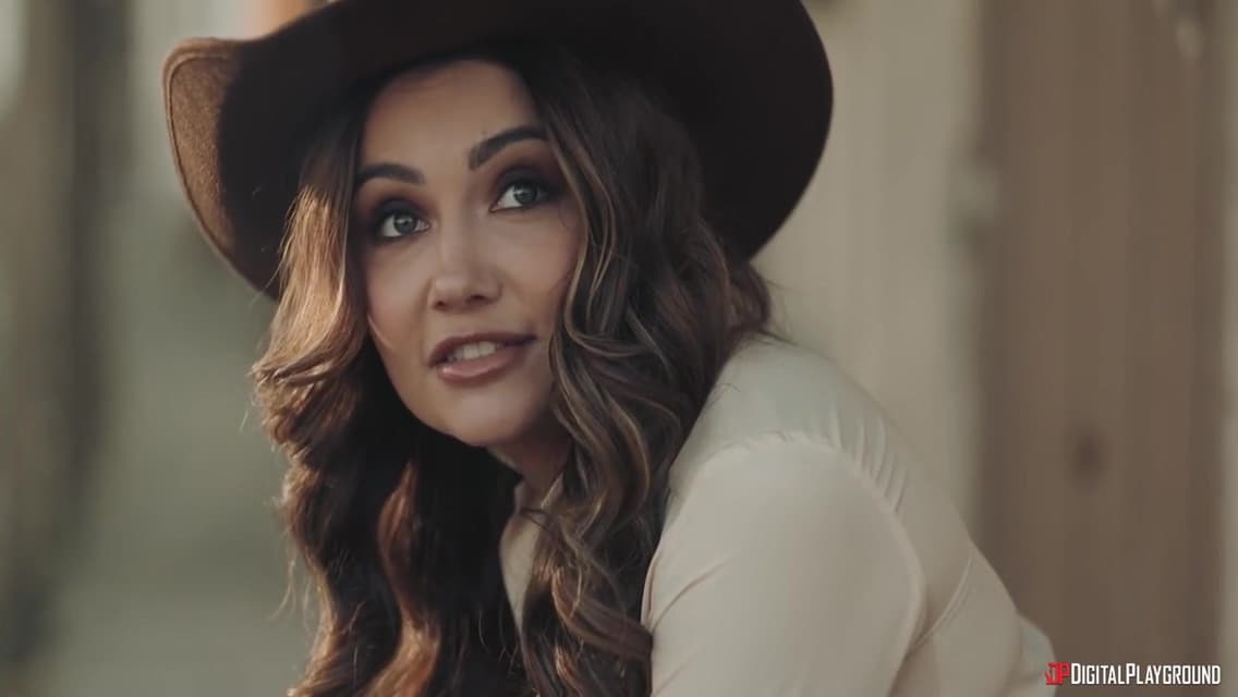 Filthy Gal Ritchie Interracial Threesome Incredible_main_thumbnail