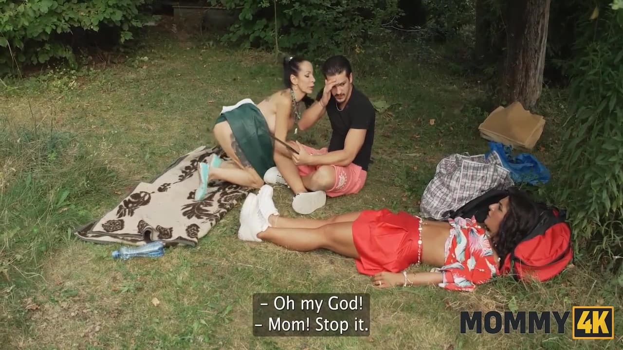 Sexy Brunette Cougar Valentina Sierra Is Having A Hard Sex With Her Offsprings Bf In Public 17 Min_main_thumbnail