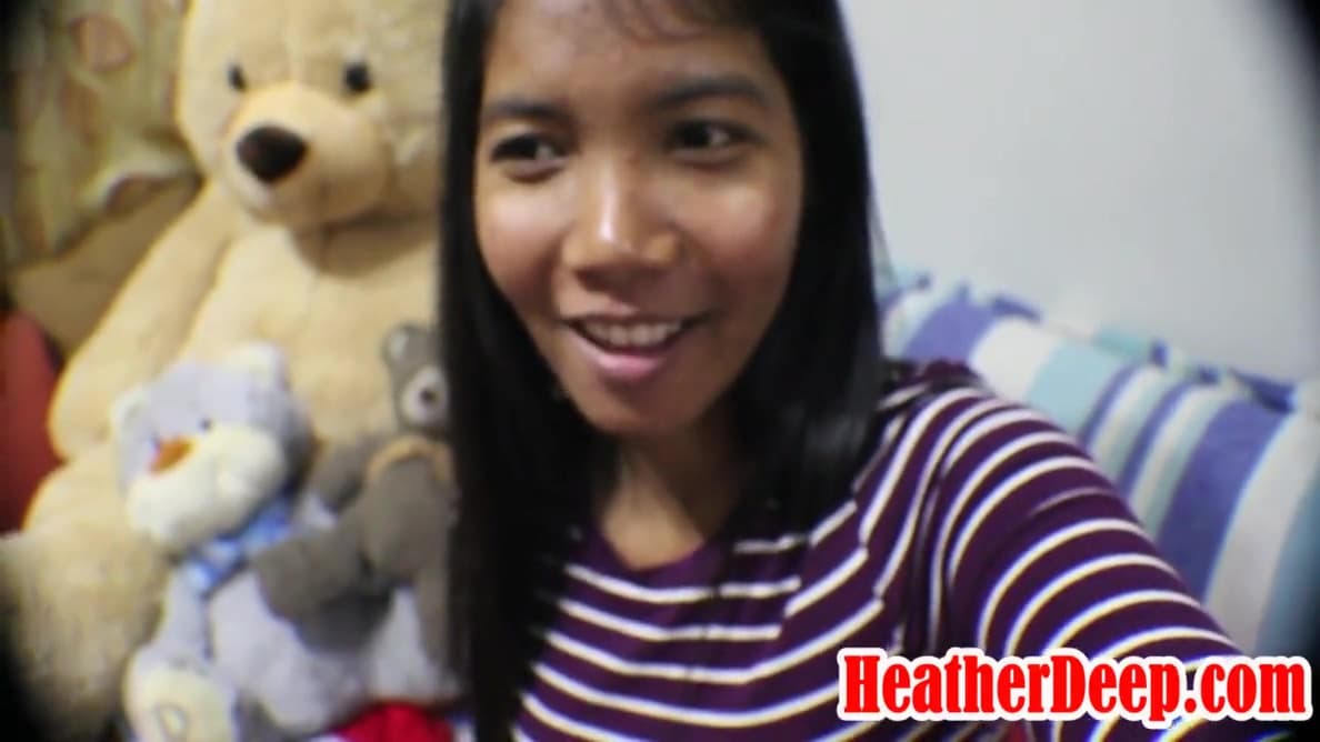 10 Weeks Pregnant Thai Teen 18+ Gives Blowjob_main_thumbnail