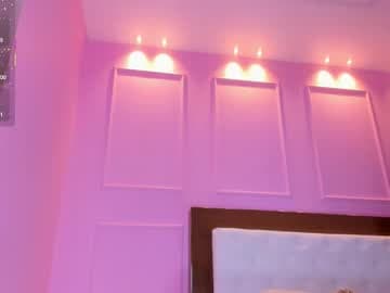 A L Y S O N🍓 live cam