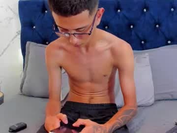 ♏  Asher ♏ live cam