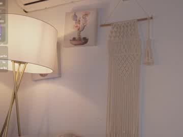 Hi, I'm Annie 🤍🤍 live cam