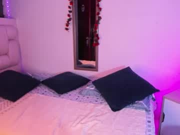 Samantha 🍒 live cam