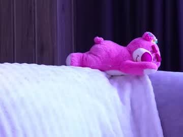 say "hey" to Amanda live cam