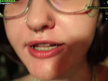 🐸  Jaywise Frogfoot 🐸https://www.loyalfans.com/frogessjay live cam