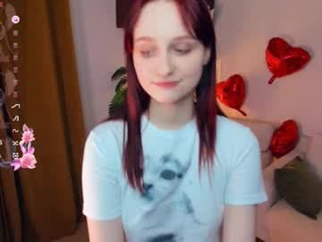 Chloe live cam