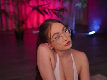 Anais live cam