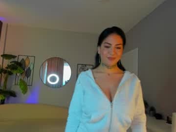Lilly live cam
