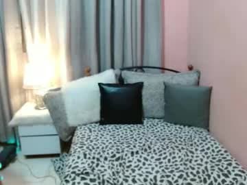 Xayah jones live cam