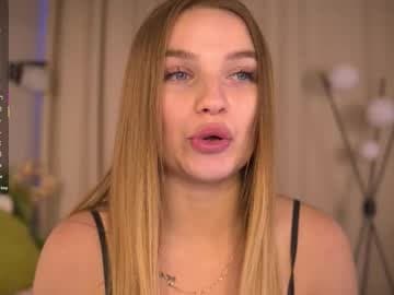 ❤️Welcome guys!❤️I'm Alice, glad to see you in my room❤️PVT it's Open❤️ My Club: https://my.club/JanetJennings live cam