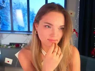 Hi, I'm Alice and here you'll find something 💗 Lovense is on! 💗 live cam