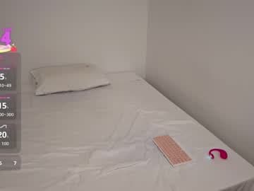 Kaylee Sims live cam