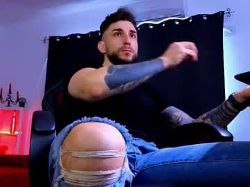 MightyAaron live cam