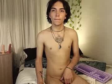 MANUEL THOMPSON live cam