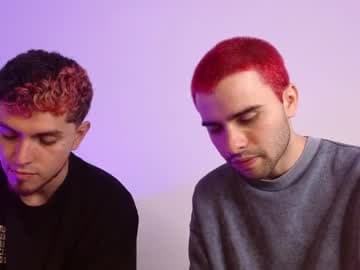 Milan & Elian live cam