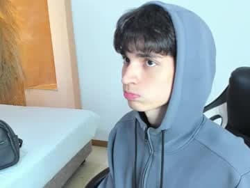 𝑺𝒂𝒍𝒗𝒂𝒕𝒐𝒓𝒆 🥀 live cam