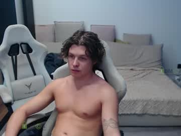 Alice and Sergey live cam