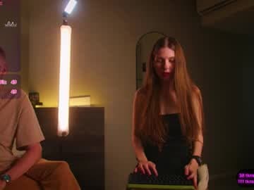 Eva&Franklin live cam