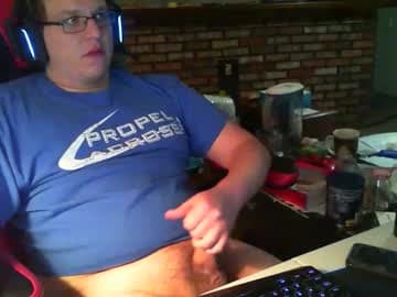 YoungAndWantsHead live cam