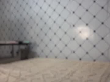 Zinnia_nics live cam