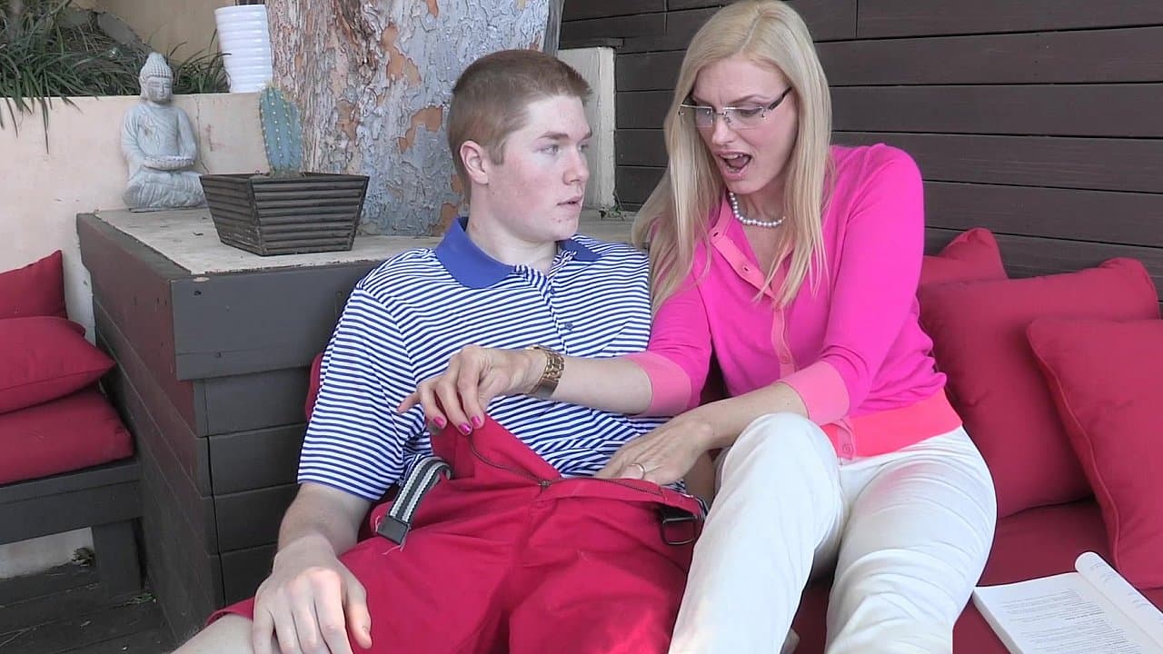 Lick Step mom's pussy_main_thumbnail