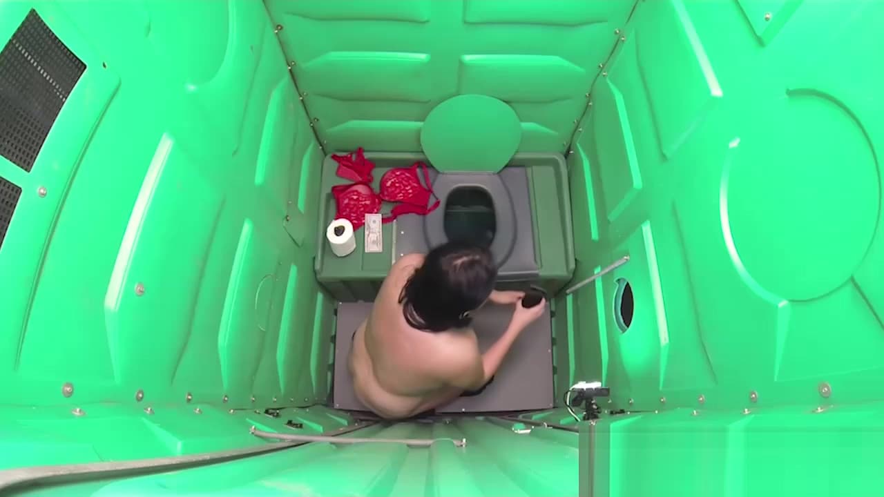 Latino girl sucks dick in portable restroom_main_thumbnail