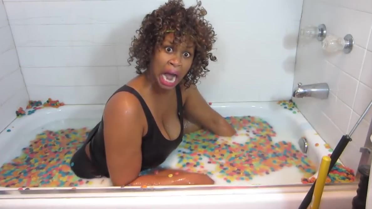 Crazy Busty Ebony Lady in the Shower_main_thumbnail