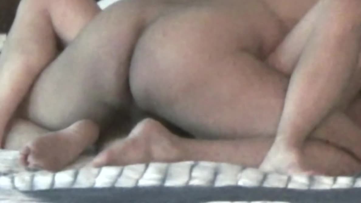 Skinny Milf having a very long and intense orgasm_main_thumbnail
