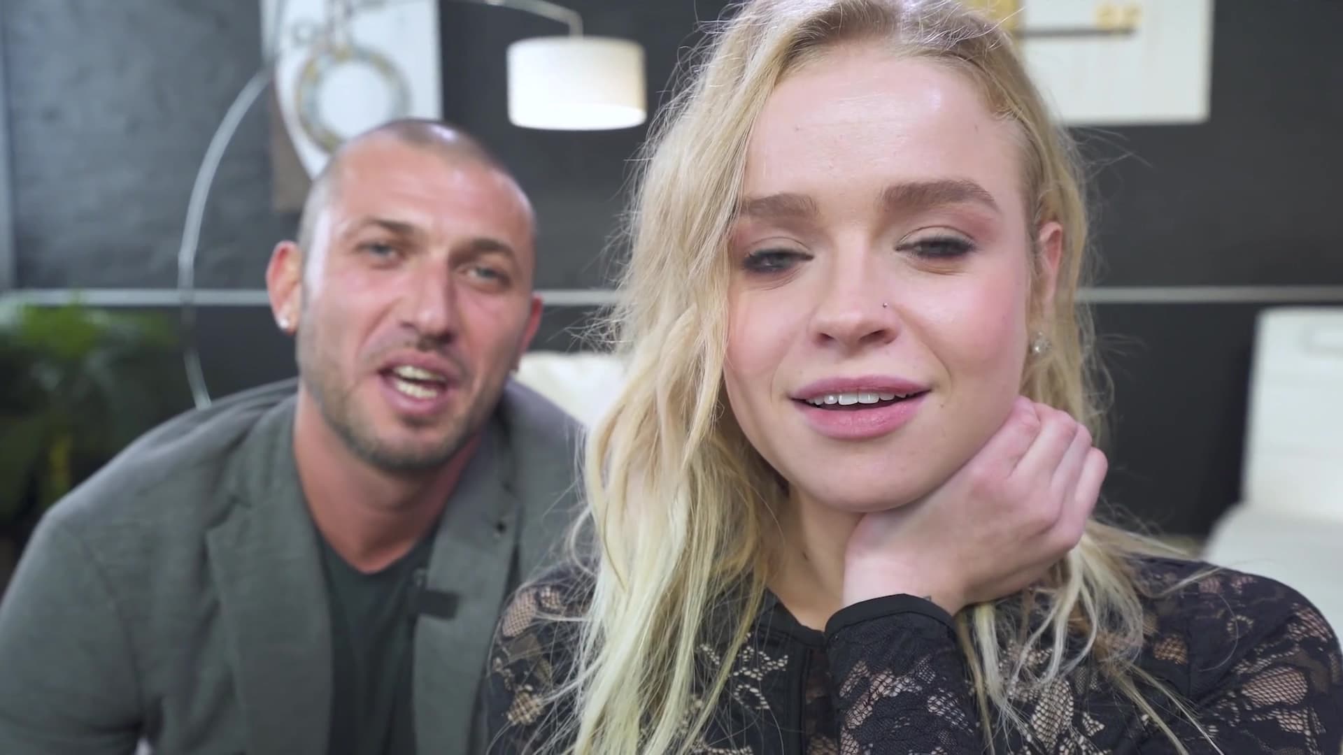 Gorgeous Blonde Smashed In Hardcore Anal Scene_main_thumbnail