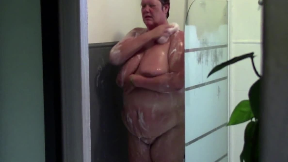Super Sexy Wife Is Playing With Herself Under The Shower_main_thumbnail