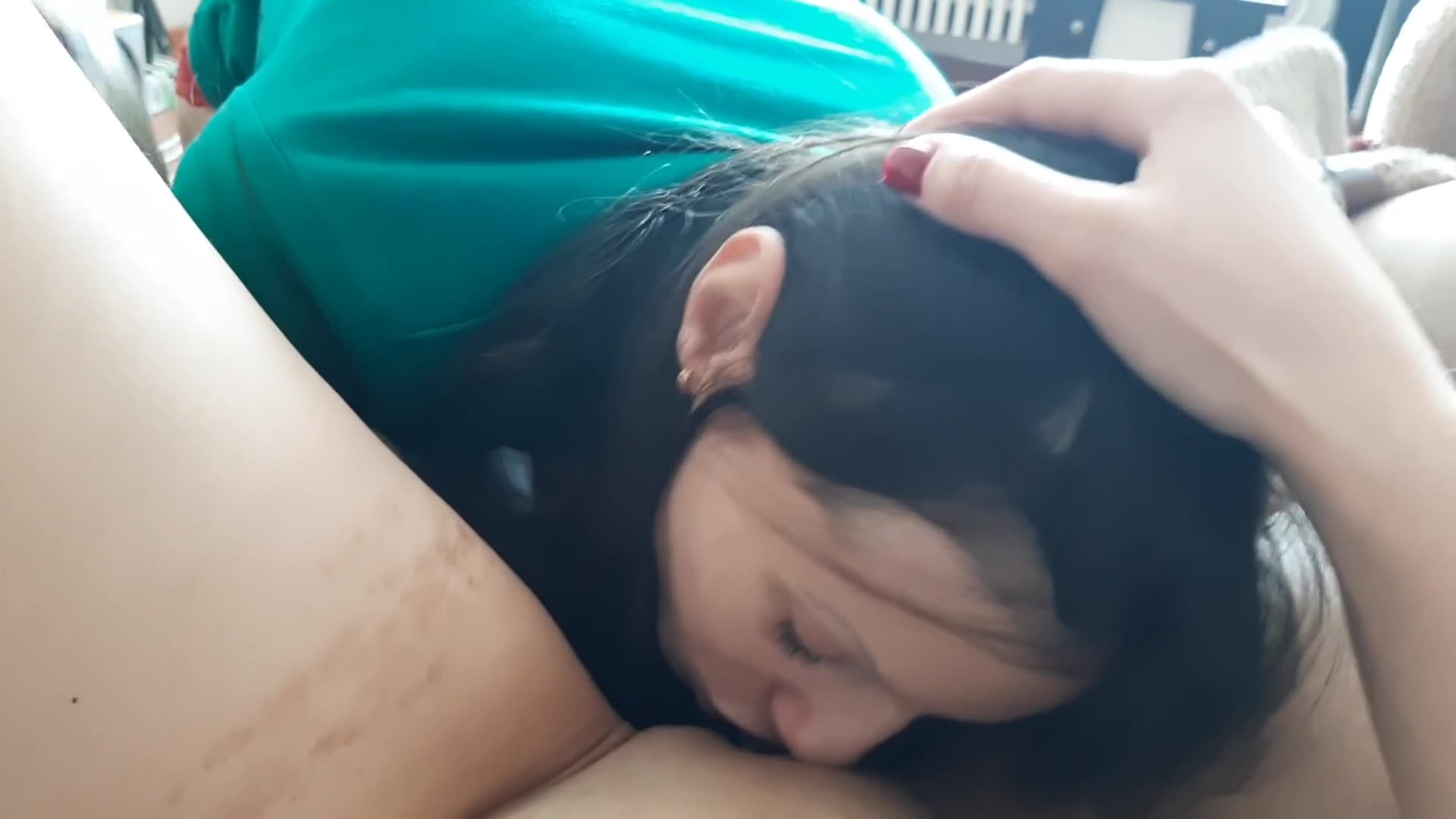 Ona Razgovarivala Po Telefonu So Svoei Devushkoi Kogda Izmenyala Ei So Mnoi_main_thumbnail