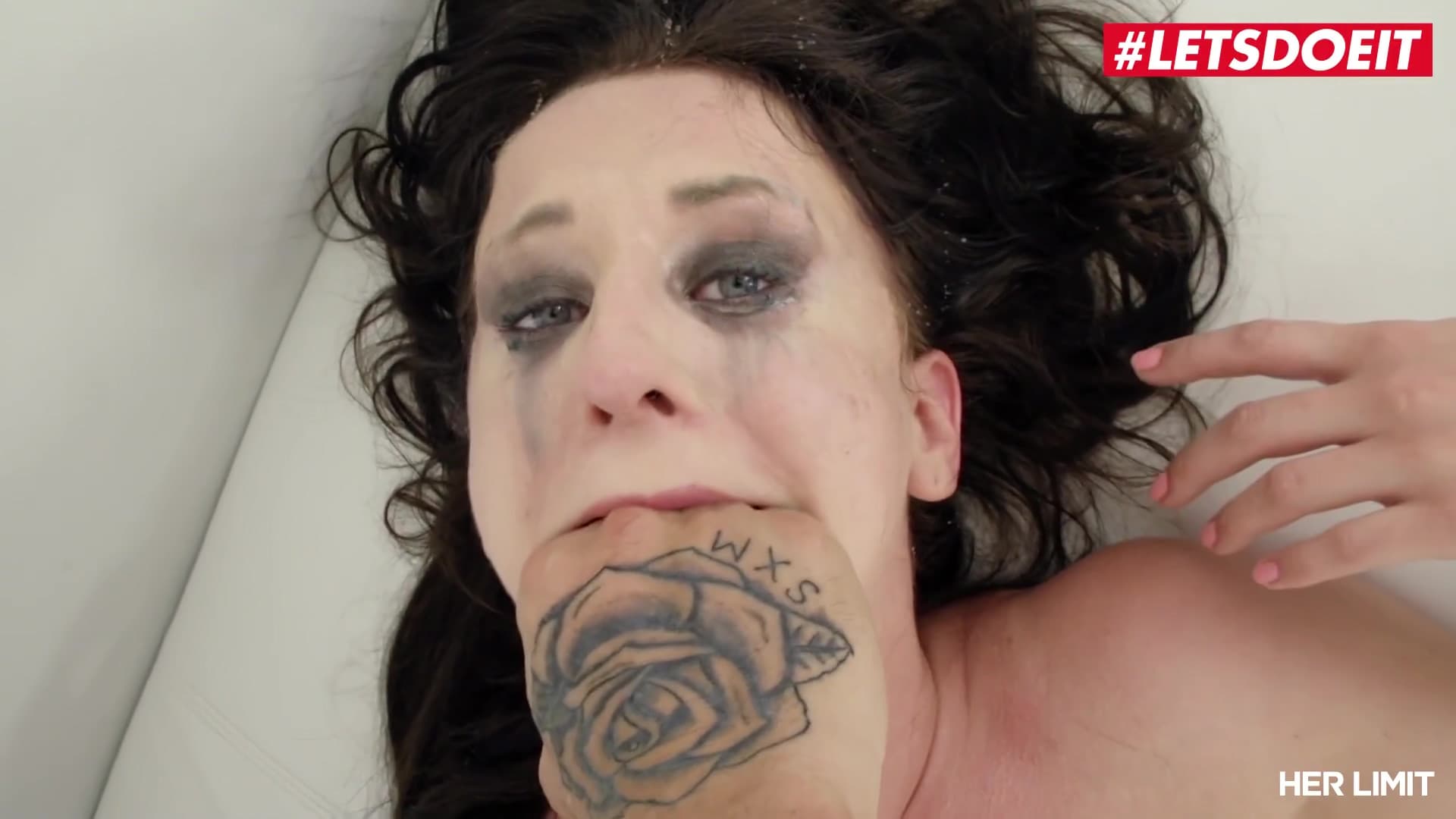 Phat Ass Slut Experienced Intense Anal Pounding - Her Limit And Emily Rose_main_thumbnail