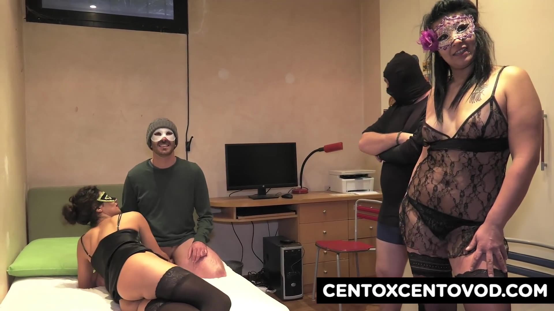 Orgia Con Due Fresche Coppie Di Fidanzati Con - Alex Magni_main_thumbnail