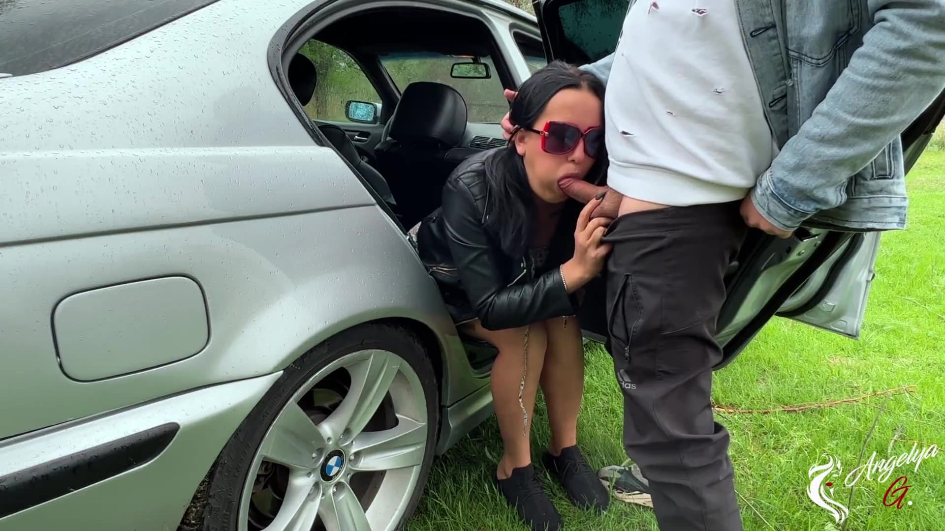 Fucked A Fellow Traveler Right Next To The Car And Finished On The Ass_main_thumbnail