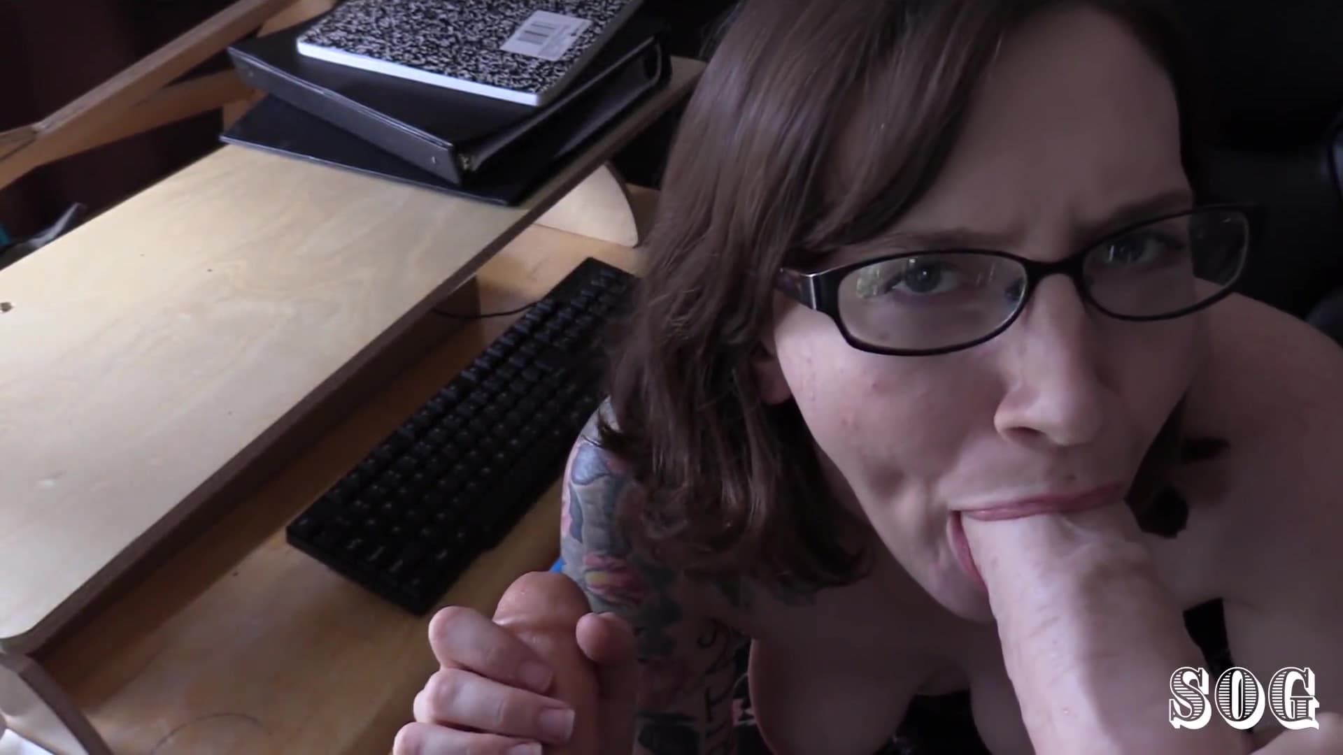 Bettie Bondage In Free Use Teacher Sucks students 18+_main_thumbnail