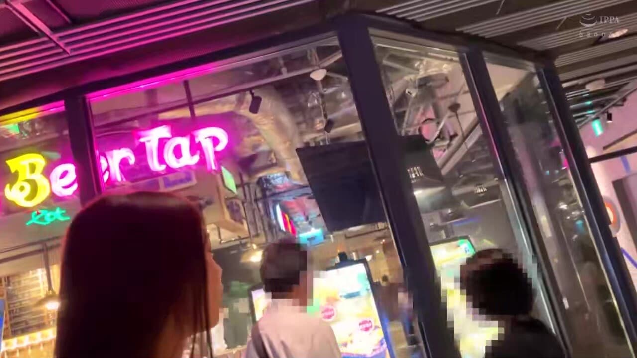 0001477_長身のスレンダー日本人女性がガン突きされるグラインド騎乗位絶頂セックス_main_thumbnail