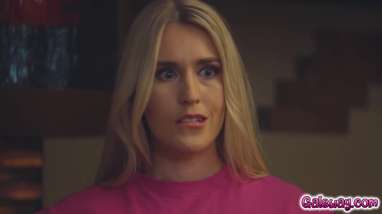 Sarah Taylor And Lola Sinn In Prepares For A Lesbian Sex_main_thumbnail