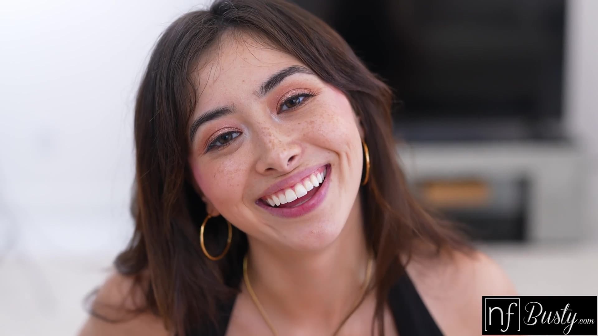 Beauty Says Tonight Your Going To Cum Harder Than You Ever Have -s19:e7 - Chloe Surreal_main_thumbnail