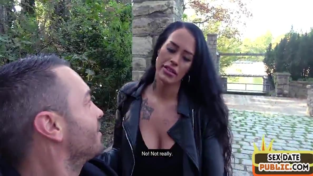 Busty Amateur Latina Milf Fucked In Public Action Outdoor_main_thumbnail