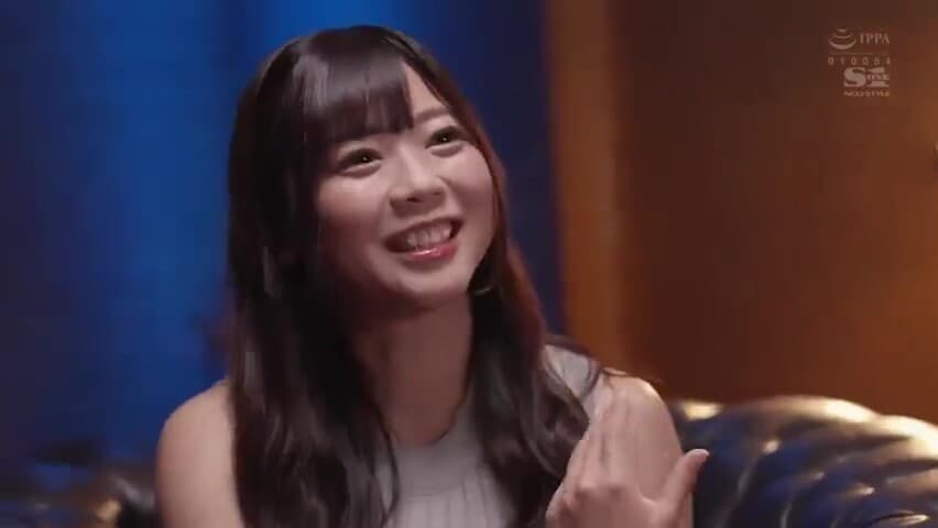 UBX978-XHAZIALUDS343221956_main_thumbnail