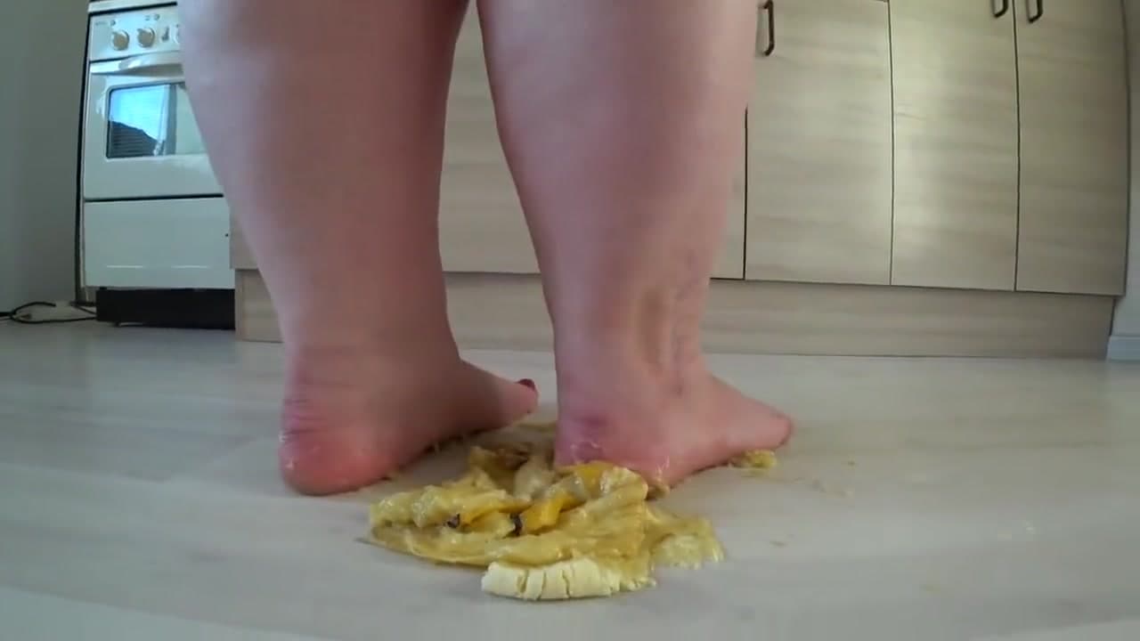a big mature woman, bbw, smash a banana with bare feet, heels. crash trampl_main_thumbnail