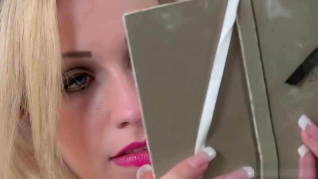 Horny Chessie Kay Gets Screwed Raw_main_thumbnail