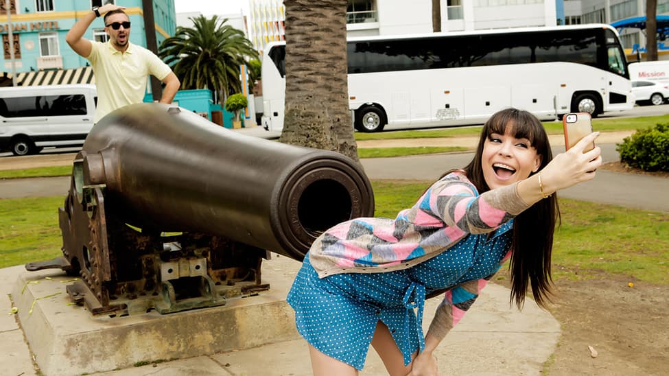 NEVER GET MARRIED: The Downward Spiral_main_thumbnail