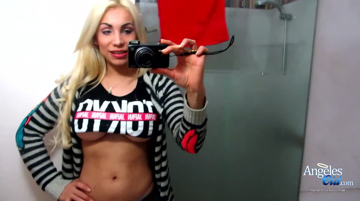 Cut off shirt and underboob_main_thumbnail